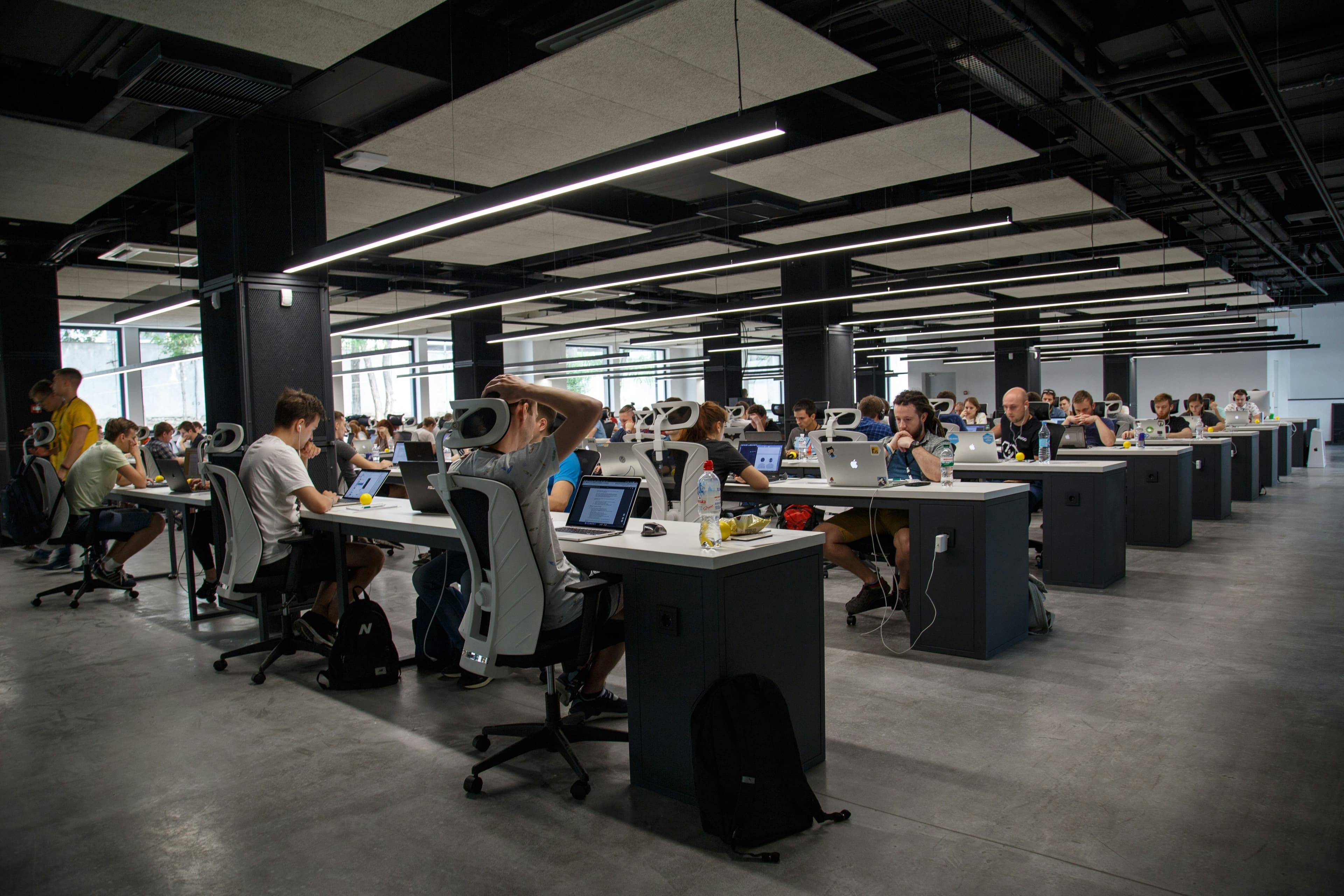 AI Drove 25% of March Layoffs, But MIT Says Workers Still Have Time to Adapt
